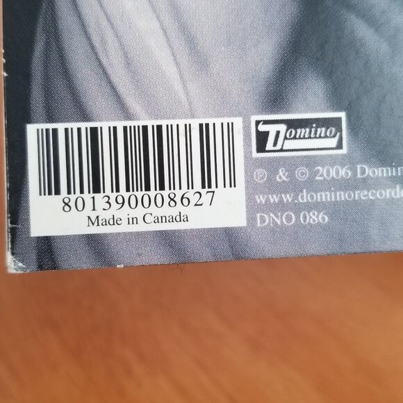 Arctic Monkey's CD Whatever People Say I am, That's What I'm Not w/booklet 2006 - Picture 3 of 8